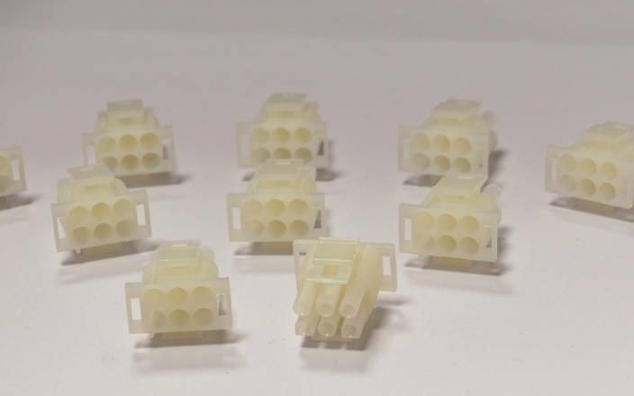 10 Pack of 6 Way Mate 'n' Lock Plugs