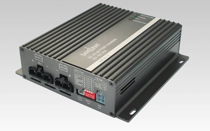 30 Amp, 3-Stage DC-DC Charger with CAN Bus